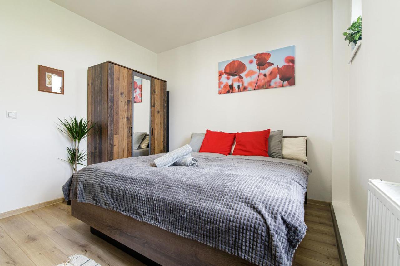Apartment Hotel Stud Mb Ostrawa Zewnętrze zdjęcie