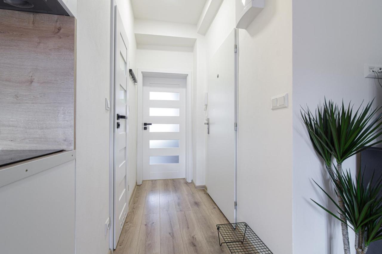 Apartment Hotel Stud Mb Ostrawa Zewnętrze zdjęcie