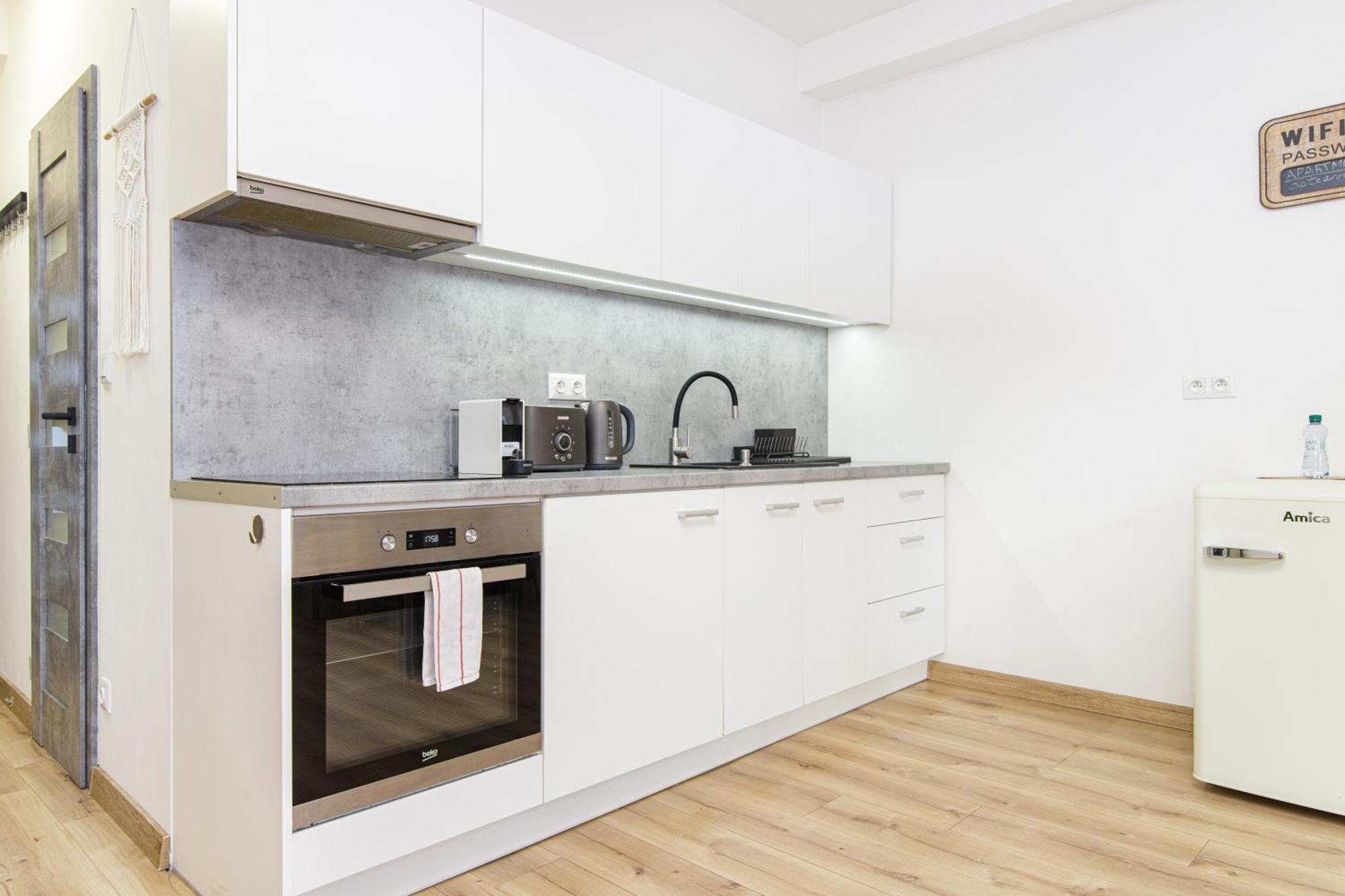 Apartment Hotel Stud Mb Ostrawa Zewnętrze zdjęcie