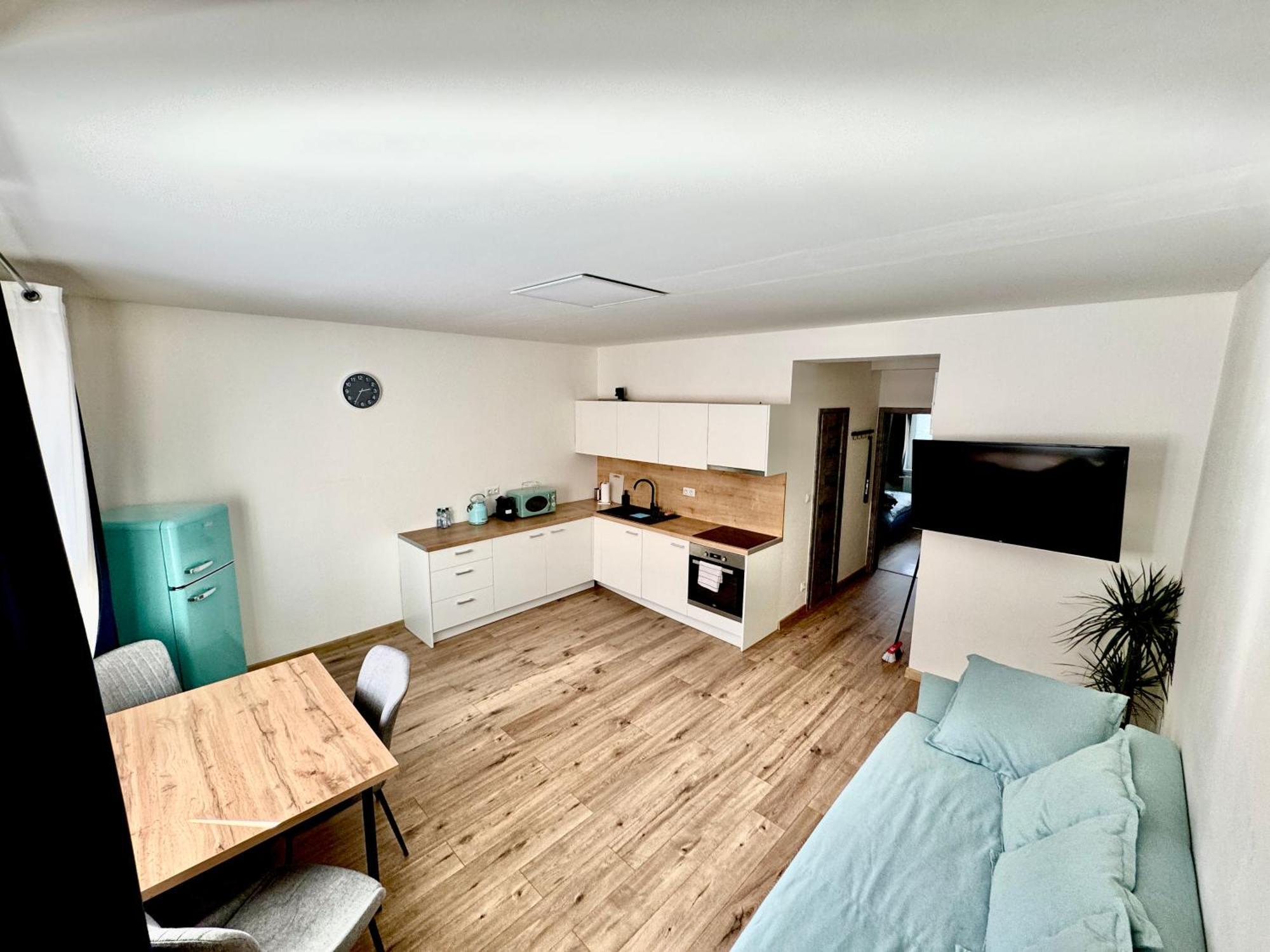 Apartment Hotel Stud Mb Ostrawa Zewnętrze zdjęcie